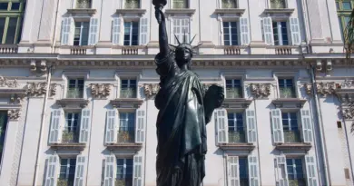 À Nice, le centre de congrès du port est-il trop haut? – Nice-Matin