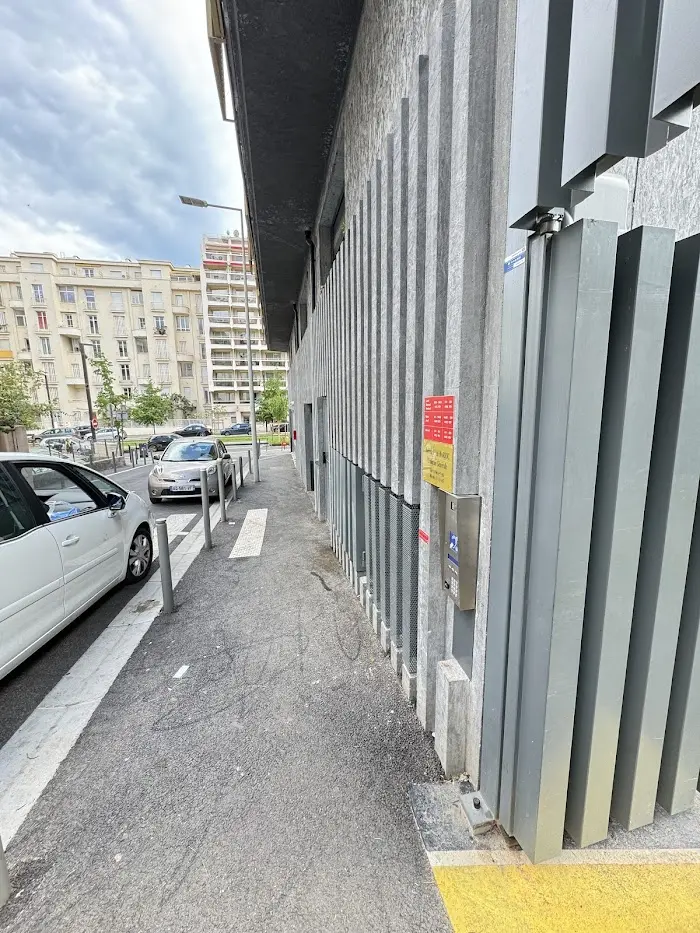 Docteur Le Barzic Fabrice à Marseille : informations utiles