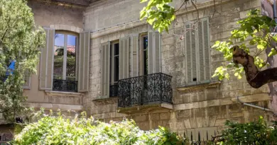 Il est possible de bruncher dans une sublime église du XIIe siècle au coeur de Nice