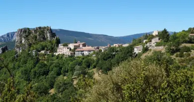 Sous 37°C ressentis ! Chaleur étouffante à Nice : chacun trouve refuge dans les musées, les ruelles et les grandes enseignes climatisées – Nice-Presse