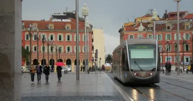 Une page se tourne à Nice : Rivère laisse sa place à Bocquet