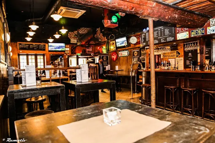 Wayne’s Bar à Marseille : informations utiles