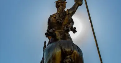 Jeanne-d’Arc : à Nice, la commande de la statue validée par la justice, l’oeuvre ne sera pas retirée – Nice-Presse