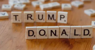 Champion du monde des sosies d’Elvis, le Carolo Franz voit son rêve brisé par Donald Trump !